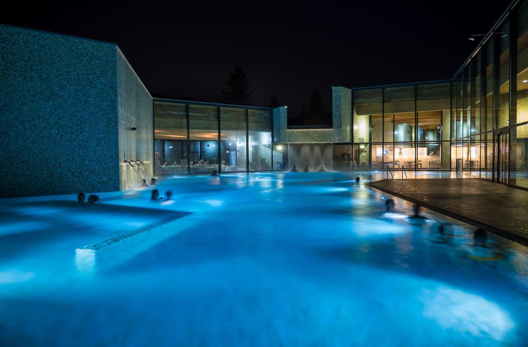 Residence Le Sapin & Bains De La Gruyere Шарме Экстерьер фото